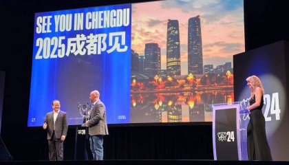 BLG爆冷负于100T：团战失误频发，分带牵制战术成制胜关键