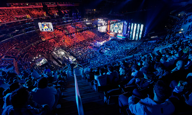 NIP新野辅组合LPL夏季赛首秀告捷，完美团队配合碾压LNG-乐竞电竞